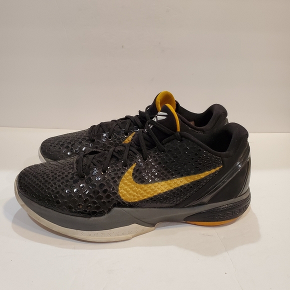 kobe size 10